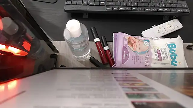 zehra sanem online show from November 18, 2025, 5:28 pm