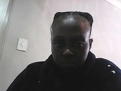 Snapshot of SlutyQueen32 chatting on July 22, 2026, 9:23 am SlutyQueen32 online show from July 22, 2026, 9:23 am