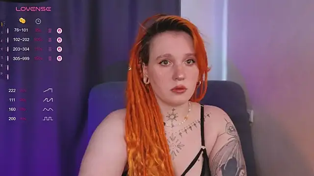 The Full Red Moon online show from October 1, 2025, 4:07 am