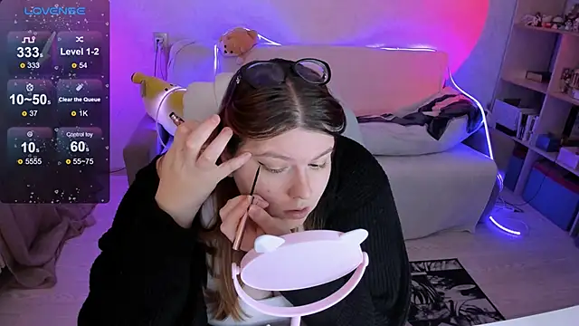 Melissa Purr online show from February 17, 2025, 3:42 pm