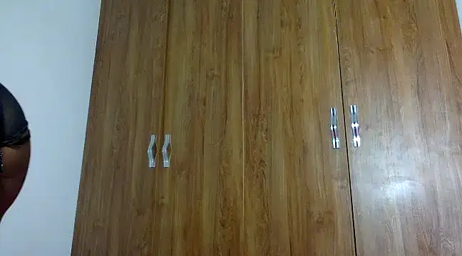 Rose berry online show from February 21, 2025, 5:35 am