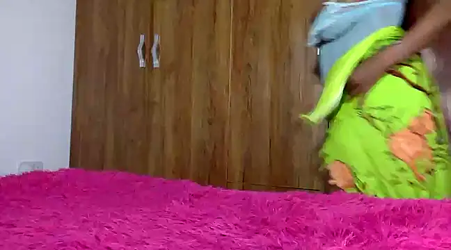 Rose berry online show from February 21, 2025, 7:21 pm