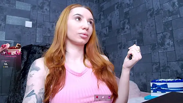 BrianaBratty online show from December 4, 2024, 5:05 am