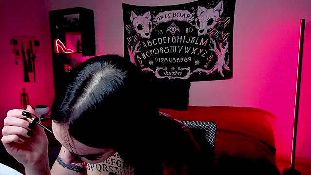 Magic Allie online show from April 8, 2026, 8:42 pm