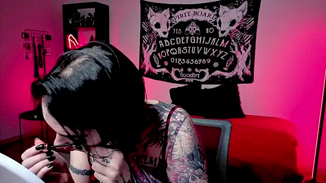 Magic Allie online show from April 10, 2026, 6:56 pm