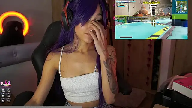 MissKorah online show from March 12, 2025, 2:41 am