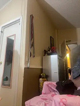 SafeinouterSpace online show from September 11, 2025, 3:50 am