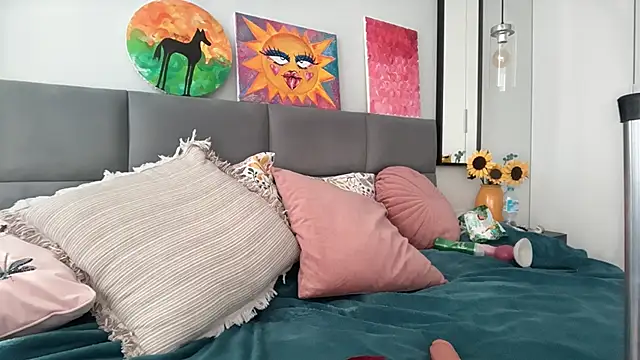 Marakuia054 online show from April 25, 2026, 6:49 am