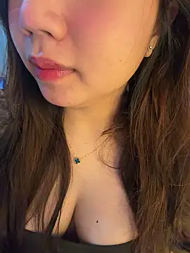 Hotellinh12 online show from June 5, 2026, 4:02 pm