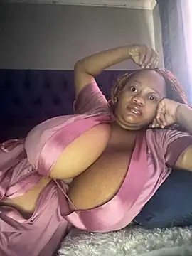 Chubbykarisma27 online show from March 14, 2026, 5:02 am