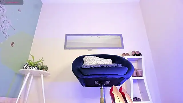 thais dreams online show from January 14, 2025, 12:14 pm