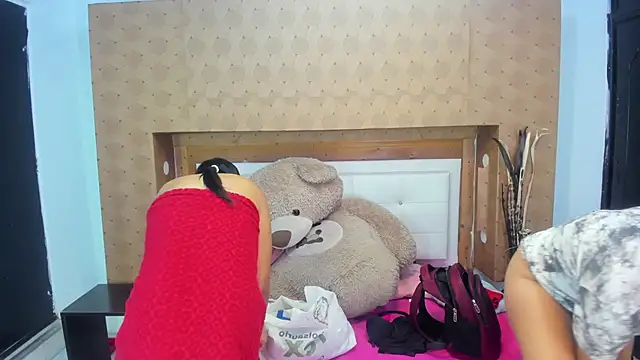 SofiAndNicol online show from February 14, 2025, 10:59 am