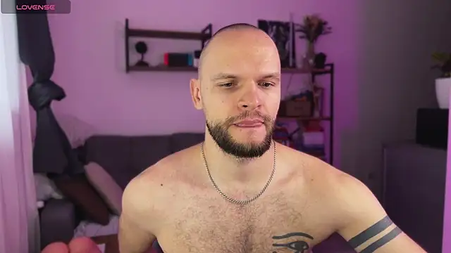 maxx alexx online show from December 10, 2024, 10:06 am