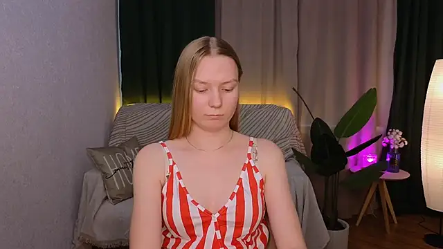 CarolynCohen   online show from February 20, 2025, 8:17 am