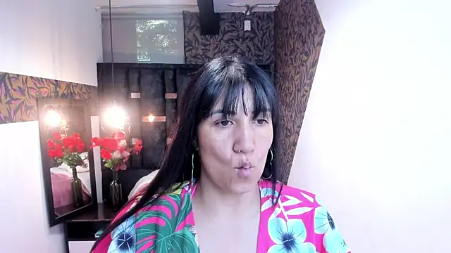 GiaFox  online show from September 21, 2025, 12:40 pm