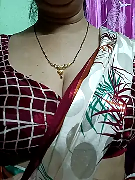 Rosy-B online show from April 1, 2026, 11:02 pm