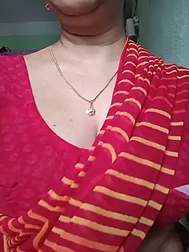 Snapshot of Rosy-B chatting on August 1, 2026, 12:10 am Rosy-B online show from August 1, 2026, 12:10 am