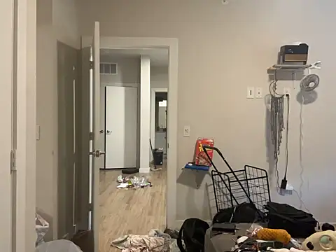 Clearlytothepoint420 online show from March 20, 2025, 12:53 pm