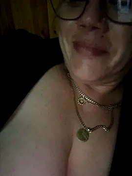 Snapshot of Off_the_Lesh chatting on May 13, 2026, 4:04 pm Off the Lesh online show from May 13, 2026, 4:04 pm