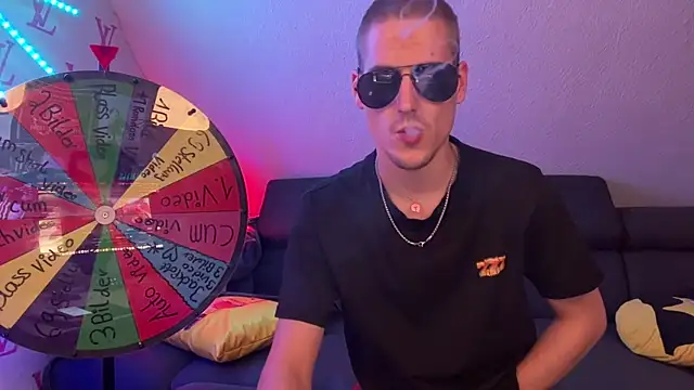 Cookieboy88 online show from October 17, 2025, 8:55 pm