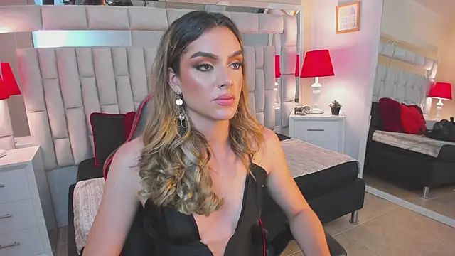 mariiahneedles online show from February 9, 2025, 3:11 am