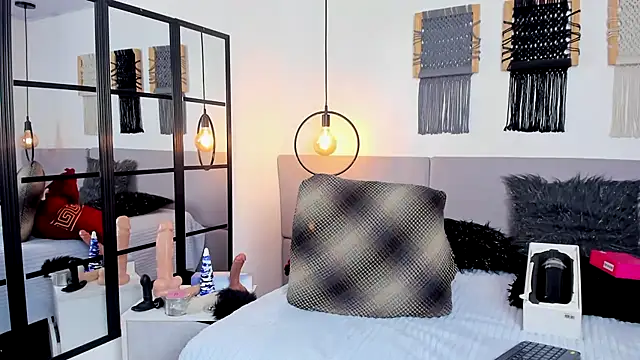 Sweet camille online show from October 27, 2025, 2:15 am