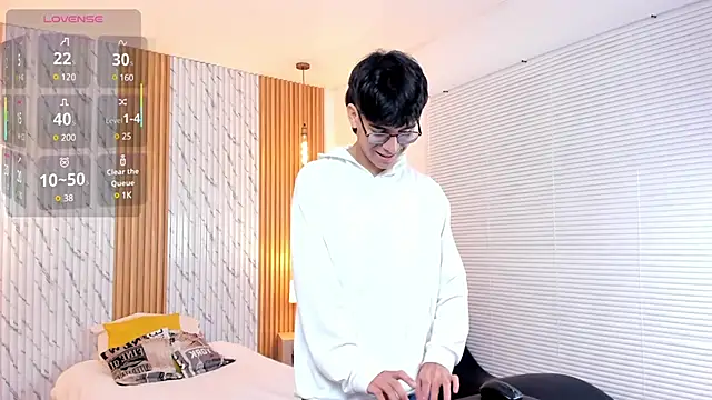 Snapshot of billie_jr chatting on February 18, 2025, 11:55 am billie jr online show from February 18, 2025, 11:55 am