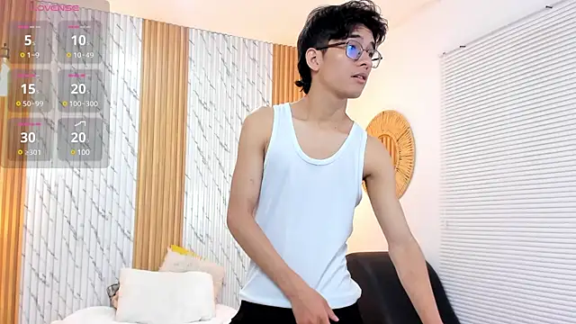 Snapshot of billie_jr chatting on March 11, 2025, 12:06 pm billie jr online show from March 11, 2025, 12:06 pm