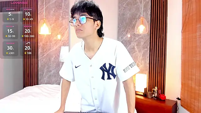 Snapshot of billie_jr chatting on March 18, 2025, 12:25 pm billie jr online show from March 18, 2025, 12:25 pm