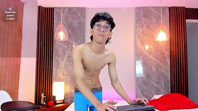 Snapshot of billie_jr chatting on March 21, 2025, 3:13 pm billie jr online show from March 21, 2025, 3:13 pm