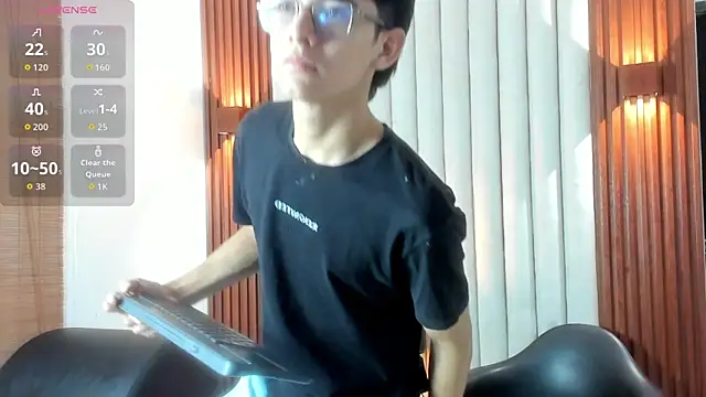 Snapshot of billie_jr chatting on September 18, 2025, 3:41 am billie jr online show from September 18, 2025, 3:41 am