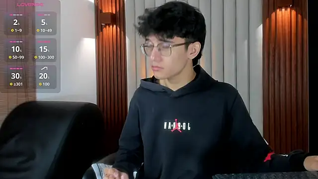 Snapshot of billie_jr chatting on September 20, 2025, 4:02 am billie jr online show from September 20, 2025, 4:02 am