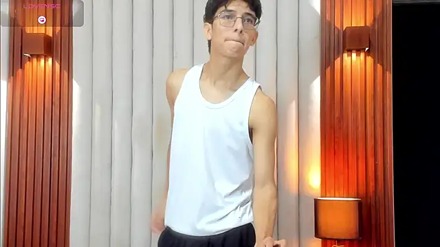 Snapshot of billie_jr chatting on September 28, 2025, 3:56 am billie jr online show from September 28, 2025, 3:56 am