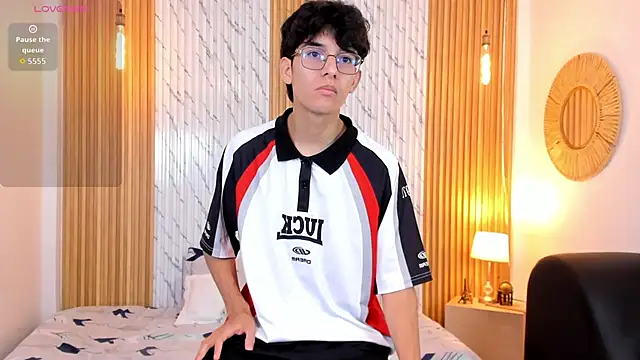 Snapshot of billie_jr chatting on October 9, 2025, 3:48 am billie jr online show from October 9, 2025, 3:48 am