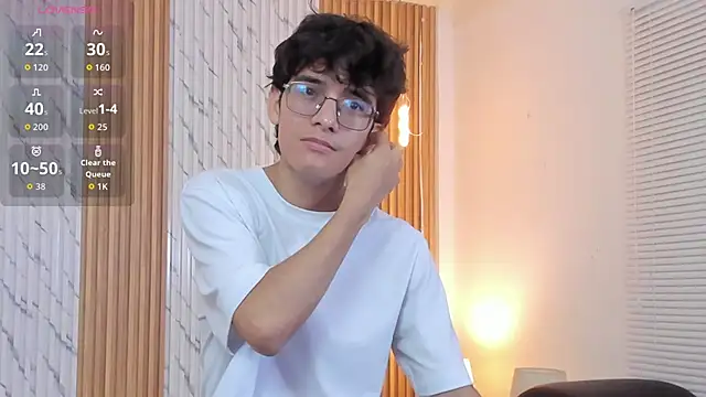 Snapshot of billie_jr chatting on October 28, 2025, 3:32 am billie jr online show from October 28, 2025, 3:32 am