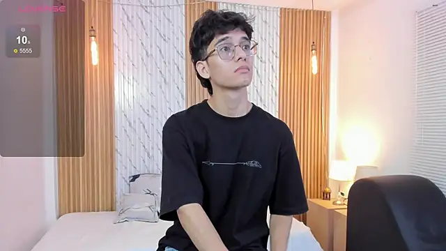 Snapshot of billie_jr chatting on November 12, 2025, 3:51 am billie jr online show from November 12, 2025, 3:51 am