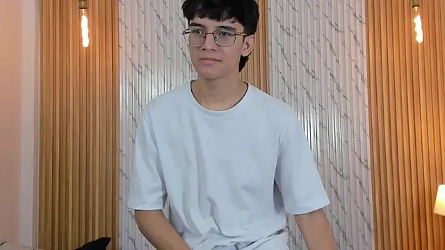 Snapshot of billie_jr chatting on November 18, 2025, 3:56 am billie jr online show from November 18, 2025, 3:56 am