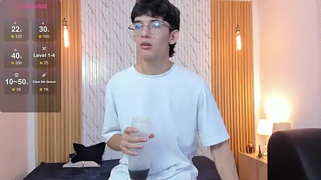 Snapshot of billie_jr chatting on November 30, 2025, 2:15 am billie jr online show from November 30, 2025, 2:15 am