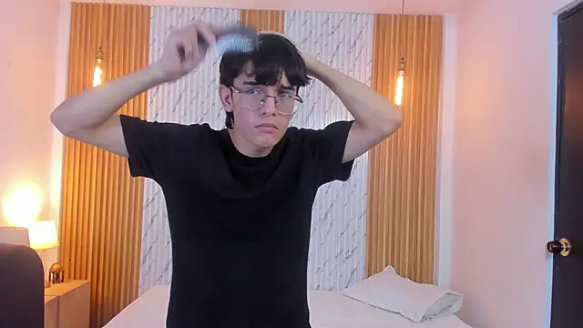 Snapshot of billie_jr chatting on December 4, 2025, 4:22 am billie jr online show from December 4, 2025, 4:22 am