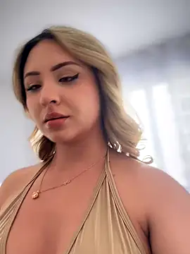 Snapshot of SaraFerreira chatting on September 14, 2025, 6:40 pm SaraFerreira online show from September 14, 2025, 6:40 pm