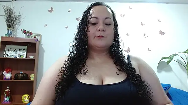 Snapshot of Aleia_Taylor chatting on July 26, 2026, 8:05 pm Aleia Taylor online show from July 26, 2026, 8:05 pm