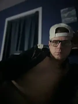 traejddd online show from March 4, 2026, 7:58 am