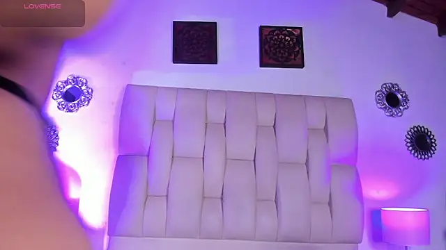 Snapshot of Bianca_zaens2 chatting on January 21, 2025, 12:07 pm Bianca zaens2 online show from January 21, 2025, 12:07 pm