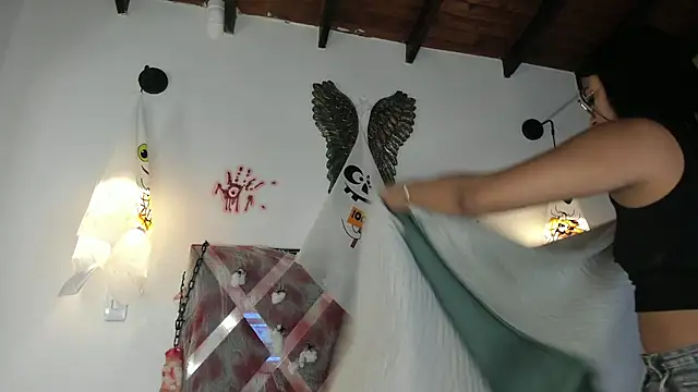 Snapshot of Bianca_zaens2 chatting on October 30, 2025, 10:27 am Bianca zaens2 online show from October 30, 2025, 10:27 am