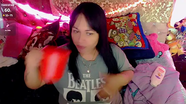 Snapshot of martina_bk chatting on May 26, 2026, 2:07 am martina bk online show from May 26, 2026, 2:07 am