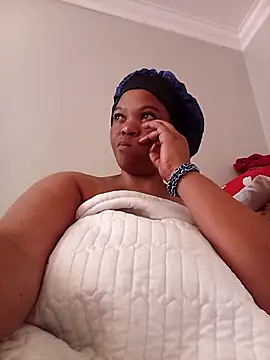 FreakyAngel3X online show from November 21, 2025, 4:00 am