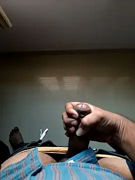 Snapshot of Village_0boy chatting on January 13, 2026, 9:58 am Village 0boy online show from January 13, 2026, 9:58 am