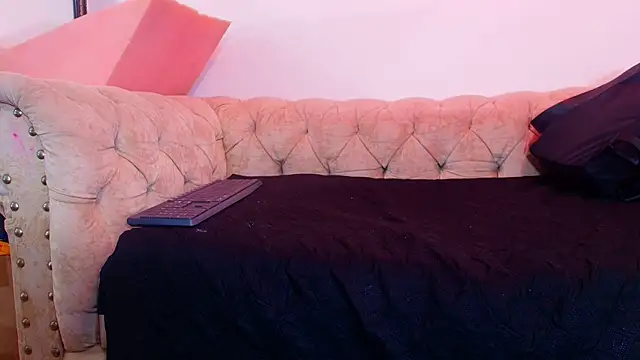 ann berlin online show from September 15, 2025, 3:06 am