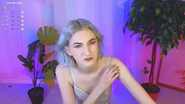 Mia Cheers online show from December 14, 2024, 5:25 pm