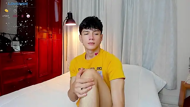 badboy one  online show from October 24, 2025, 9:33 pm